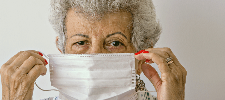 elderly-women-wearing-a-face-mask
